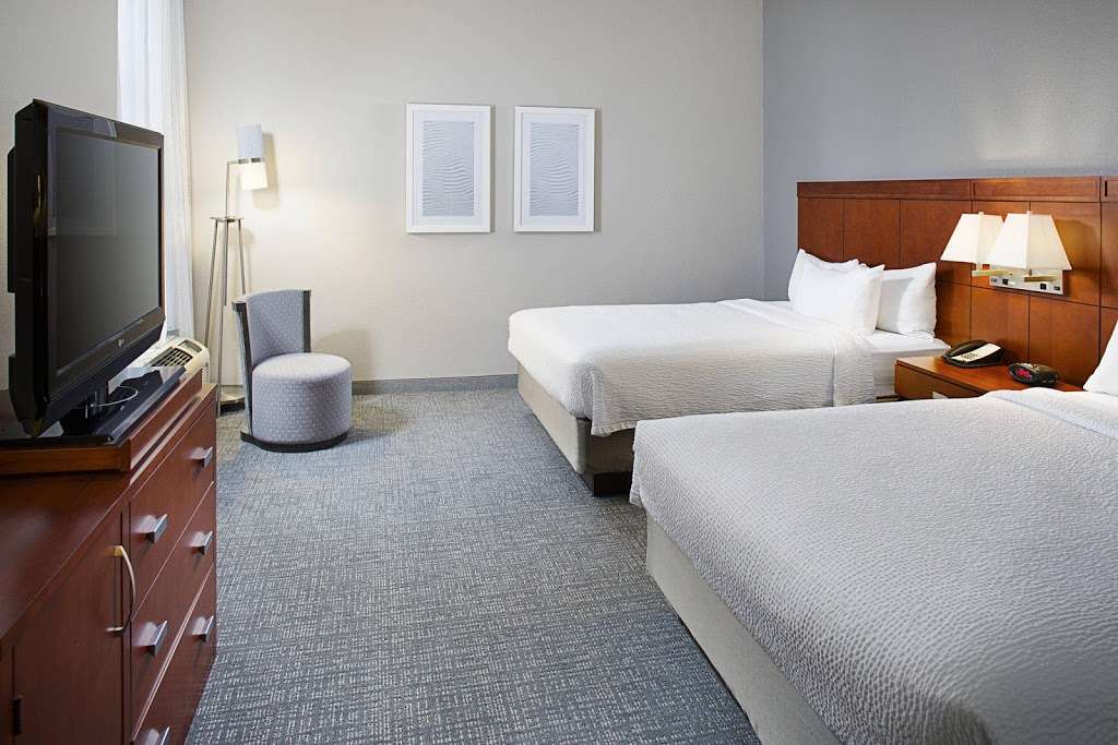 Courtyard by Marriott San Antonio SeaWorld®/Westover Hills | 11605 TX-151, San Antonio, TX 78251 | Phone: (210) 509-3700