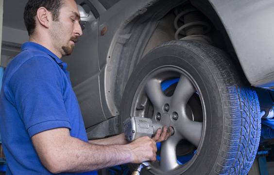 Smart Tires | 2711 E Sahara Ave, Las Vegas, NV 89104, USA | Phone: (702) 739-8473