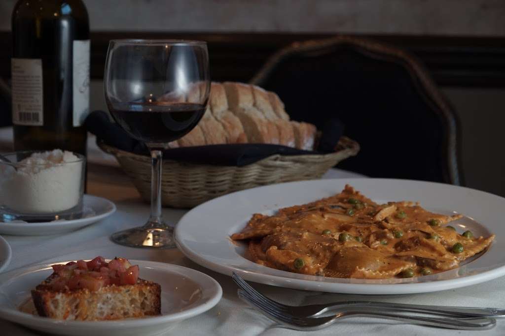 Portofino's Ristorante' 9703, 5129 Berkshire Valley Rd, Oak Ridge, NJ