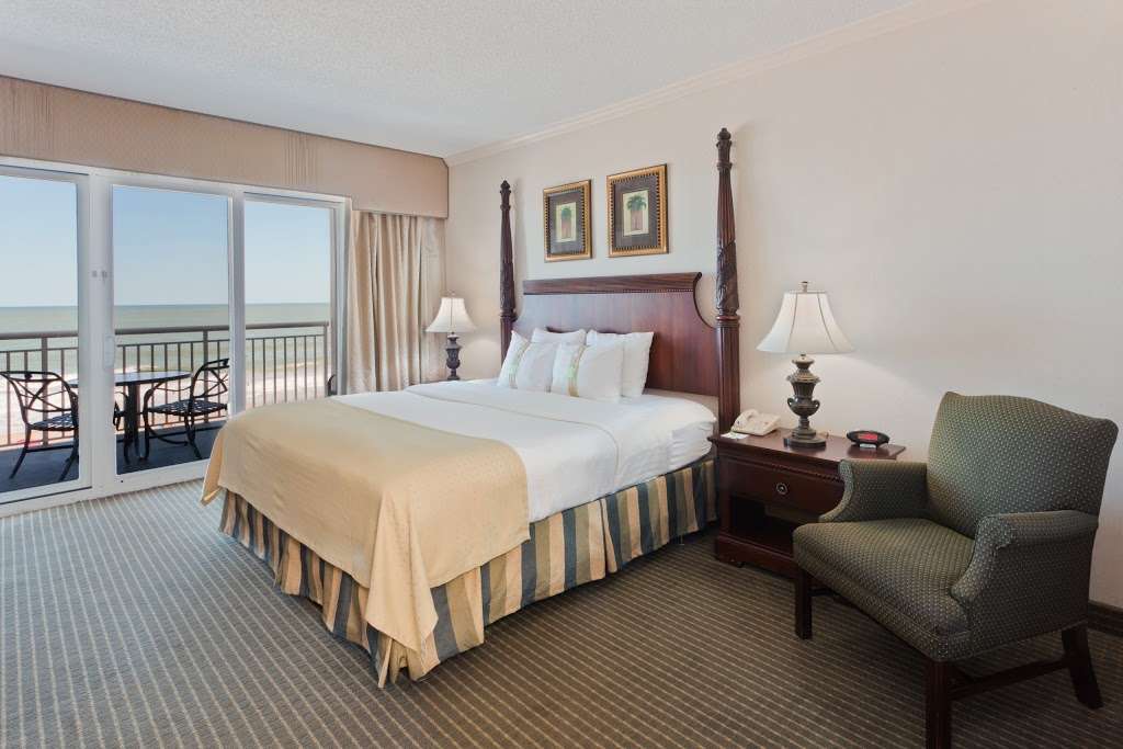 Holiday Inn & Suites Ocean City | 1701 Atlantic Ave, Ocean City, MD 21842, USA | Phone: (410) 289-7263