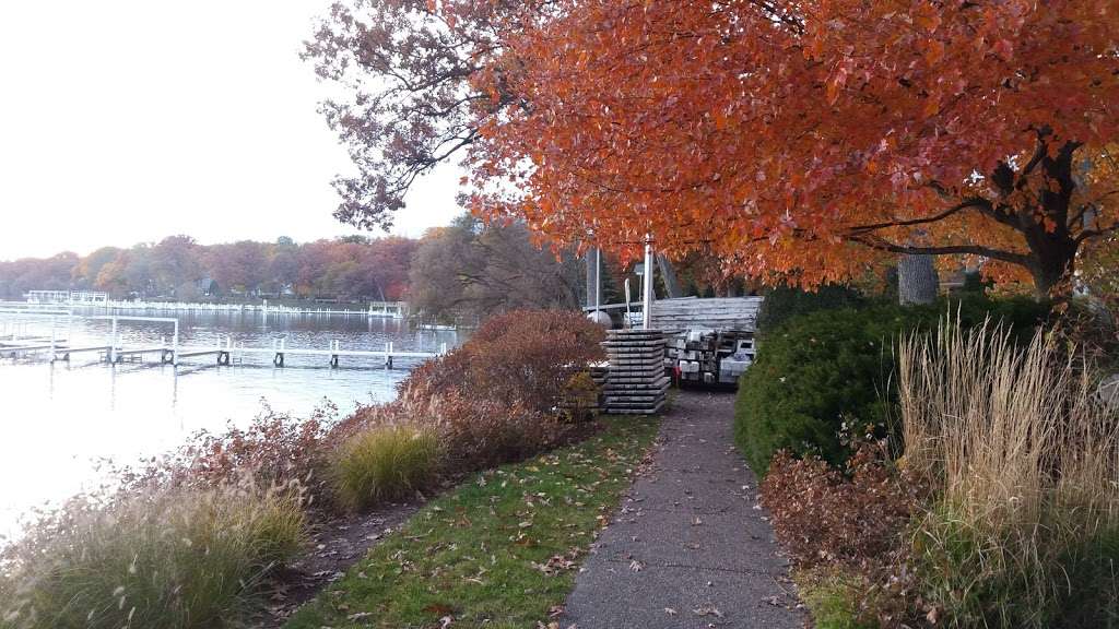 Lake Geneva Shore Path | Unnamed Road, Lake Geneva, WI 53147, USA | Phone: (800) 345-1020