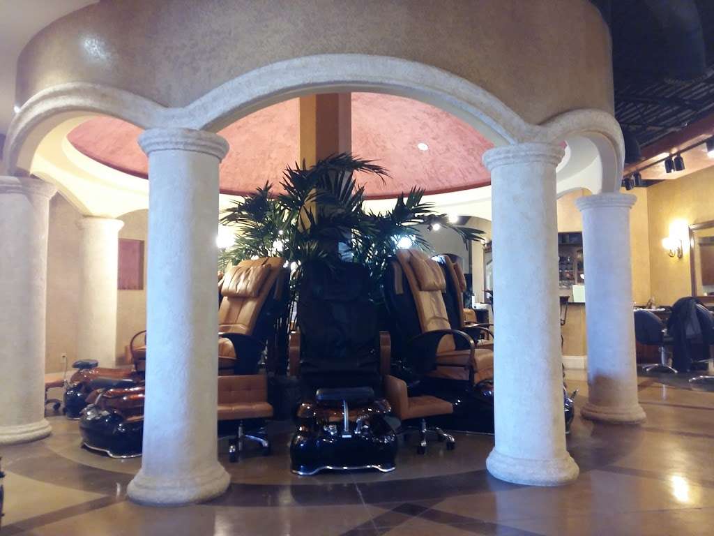 Linh Salon & Spa | 23127 W Interstate 10 Frontage Rd #1, San Antonio, TX 78257 | Phone: (210) 698-2222