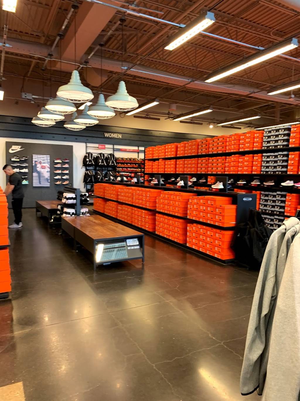 Nike Factory Store | 2910 W Loop 289 Ste 805, Lubbock, TX 79407, USA | Phone: (806) 785-1321