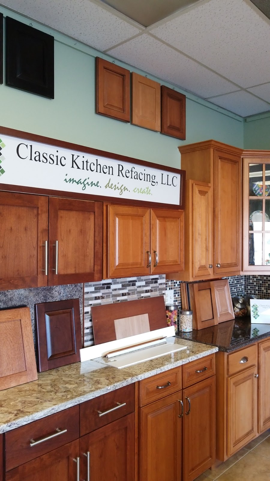 Classic Kitchen Refacing LLC | 3444 N Lindbergh Blvd, St Ann, MO 63074, USA | Phone: (314) 739-1730