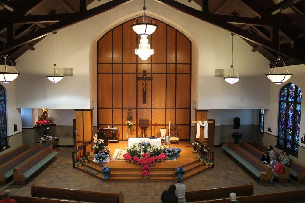 St Laurence Catholic Church | 7438, 225 Jewett St, Elgin, IL 60123 | Phone: (847) 468-6900