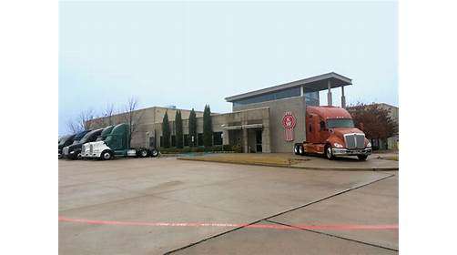 MHC Truck Leasing - South Dallas | 34661 Lyndon B Johnson Fwy, Dallas, TX 75241, USA | Phone: (469) 341-3550