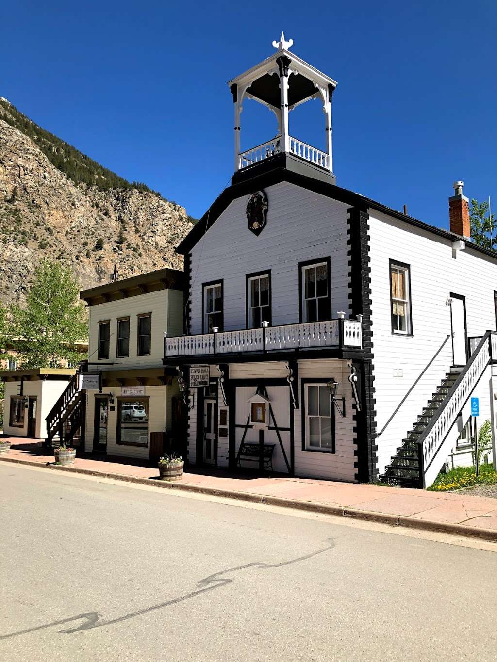 Georgetown Town Hall | 404 Sixth St, Georgetown, CO 80444, USA | Phone: (303) 569-2555