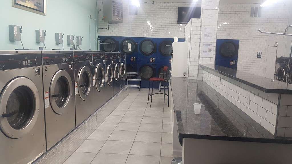 Loyola laundromat corp. | 2054 Wallace Ave, The Bronx, NY 10462, USA | Phone: (347) 657-0371