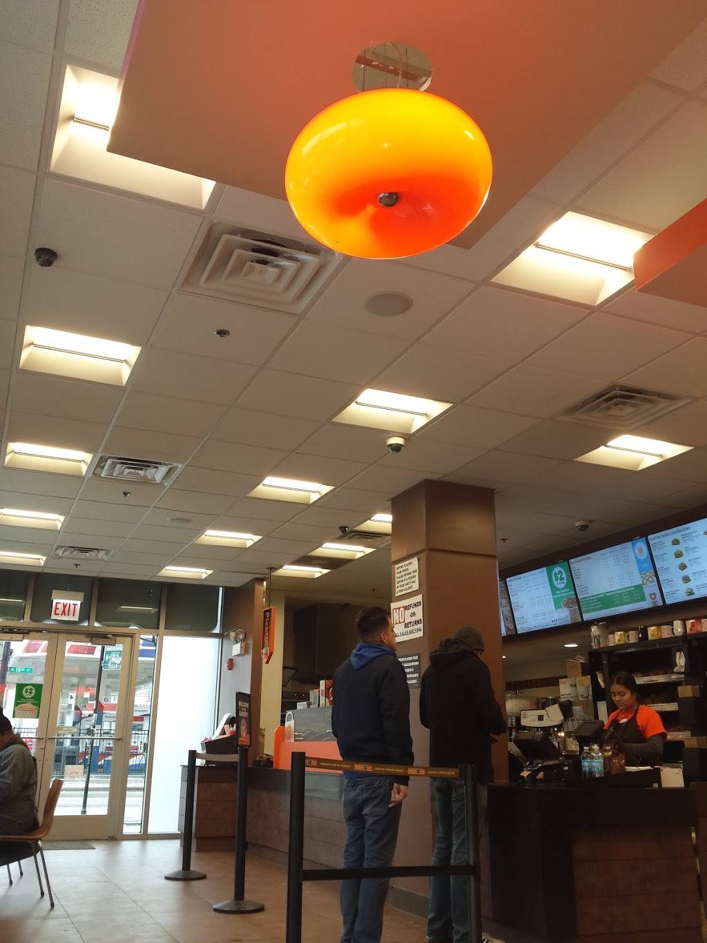 Dunkin | 1659 W 18th St, Chicago, IL 60608, USA | Phone: (312) 846-6141