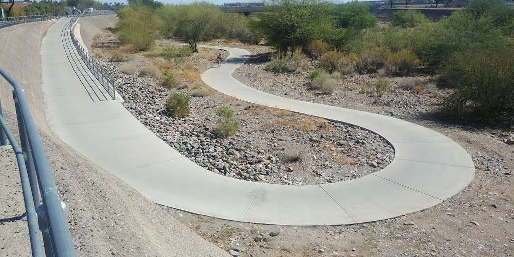 New River Trailhead from Scottland Yard | Sun City, AZ 85351