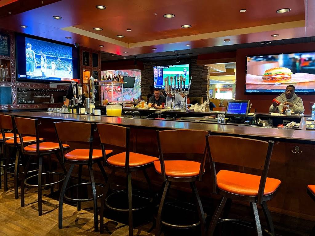 Applebees Grill + Bar | 651 Kapkowski Rd, Elizabeth, NJ 07201, USA | Phone: (908) 289-5974