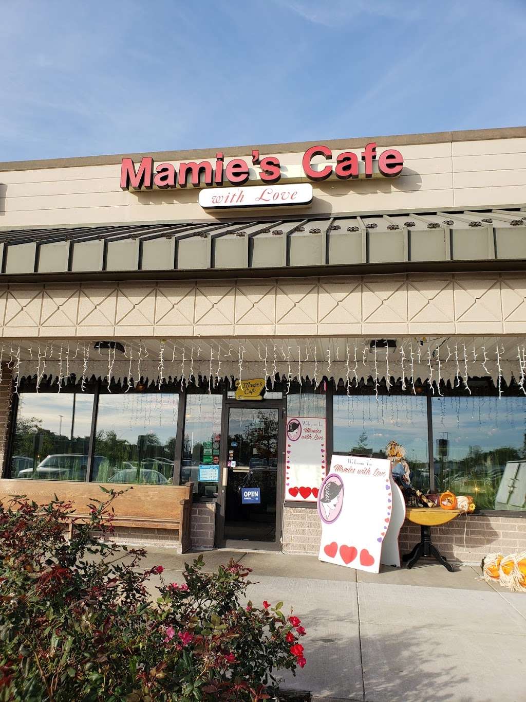 Mamies Cafe | 939 Beards Hill Rd, Aberdeen, MD 21001, USA | Phone: (410) 273-8999