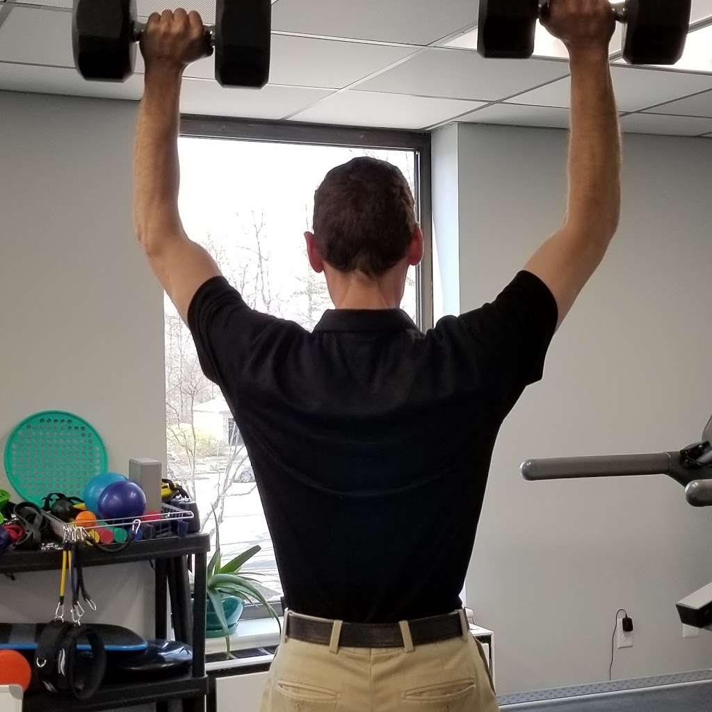 Capstone Chiropractic LLC | 2579 John Milton Dr #220, Herndon, VA 20171, USA | Phone: (703) 657-0066