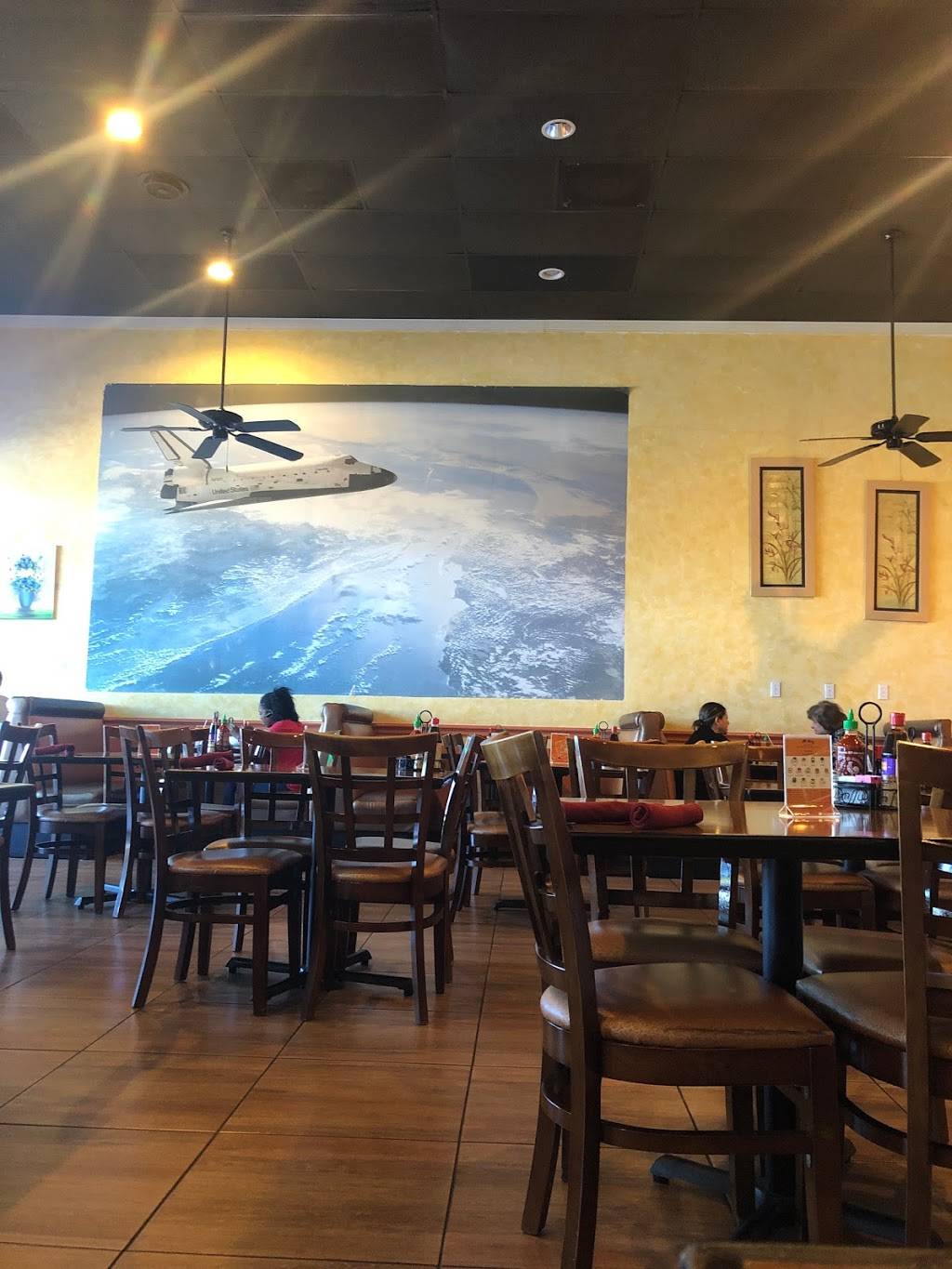 Pho Hoang Restaurant | 1400 NASA Road 1 ste g, Houston, TX 77058, USA | Phone: (281) 333-3897