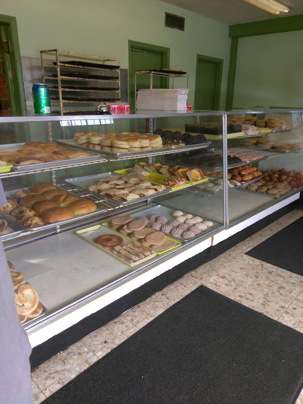 Ojarasca Bakery | 1011 76th St, Houston, TX 77012, USA | Phone: (713) 926-9000