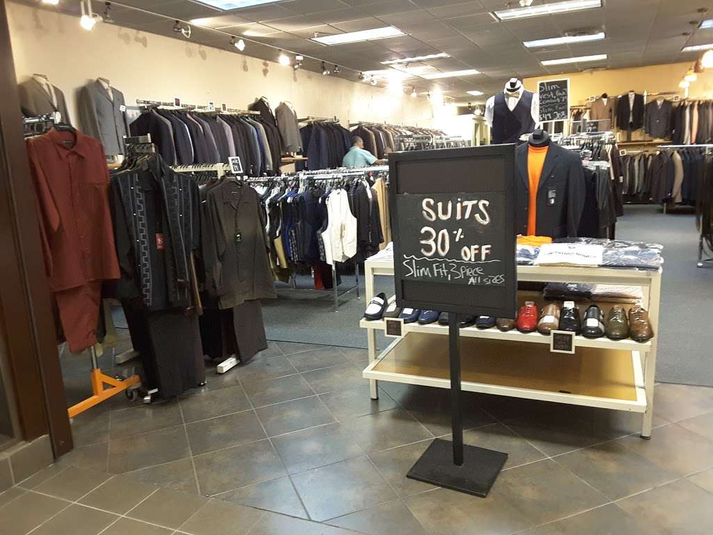 SuitS Impressions | Rolling Oaks Mall, 6909 N Loop 1604 E #1141, San Antonio, TX 78247, USA | Phone: (210) 651-0308