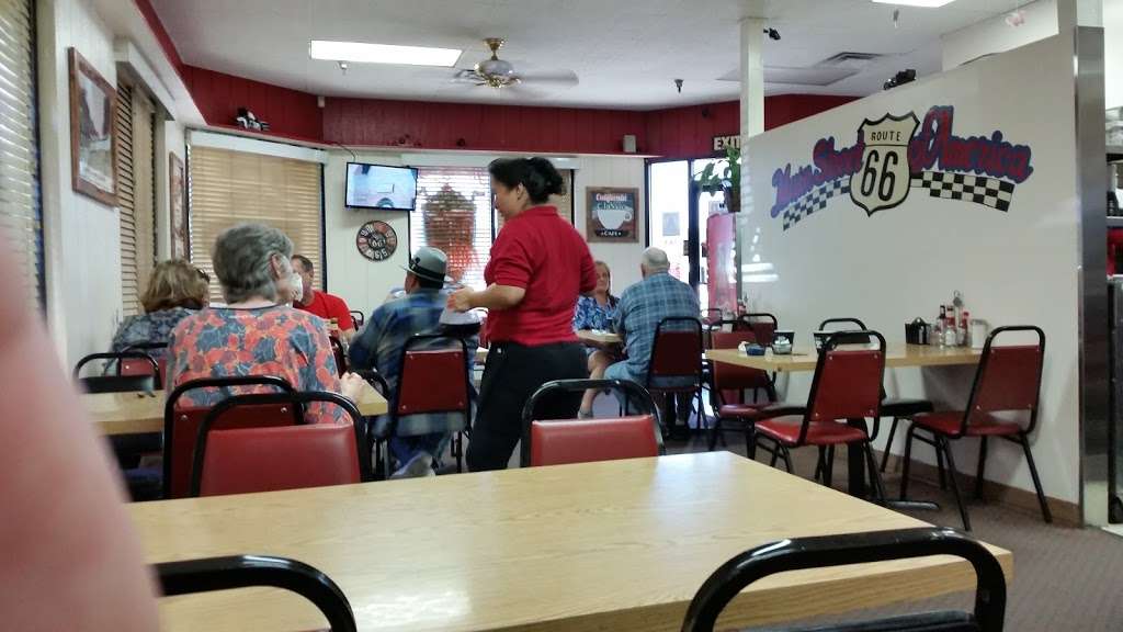 California Classic Cafe | 14196 Amargosa Rd a, Victorville, CA 92392, USA | Phone: (760) 241-3663