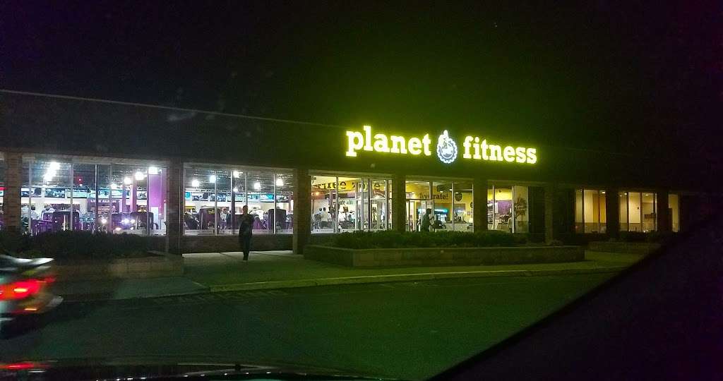 Planet Fitness | 374 Main St, Belleville, NJ 07109, USA | Phone: (973) 751-8410