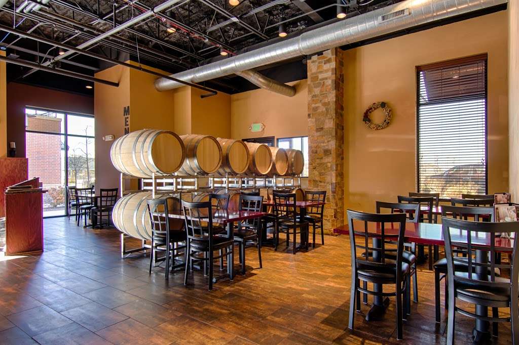 Village Vintner Winery & Brewery | 2380 Esplanade Dr, Algonquin, IL 60102, USA | Phone: (847) 658-4900