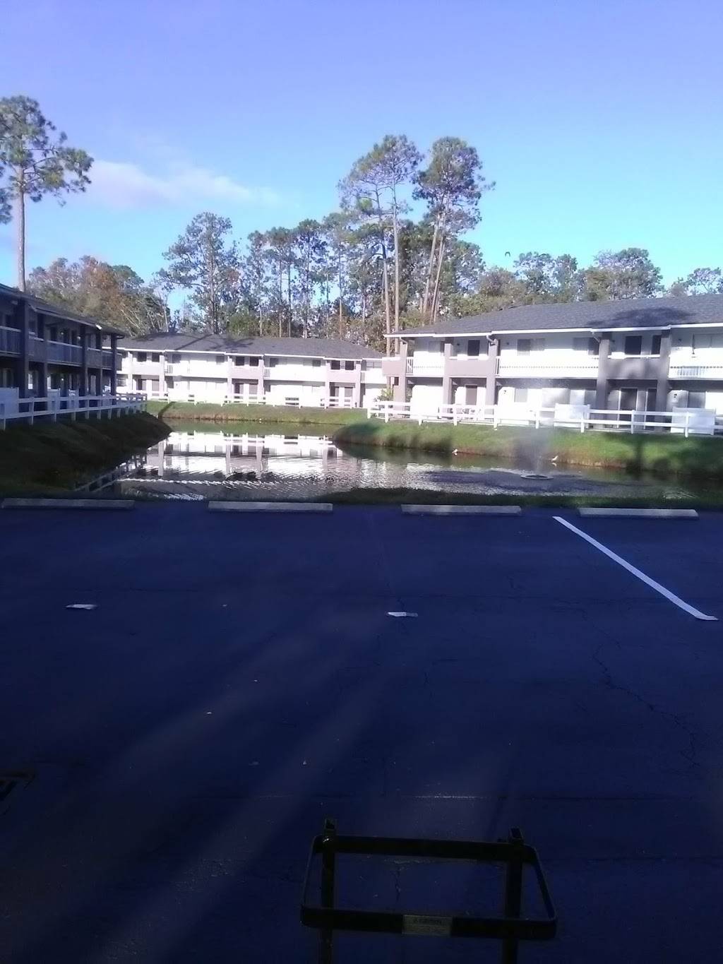 Serotina Lakes Apartments | 4295 Sunbeam Rd, Jacksonville, FL 32257, USA | Phone: (904) 379-5539