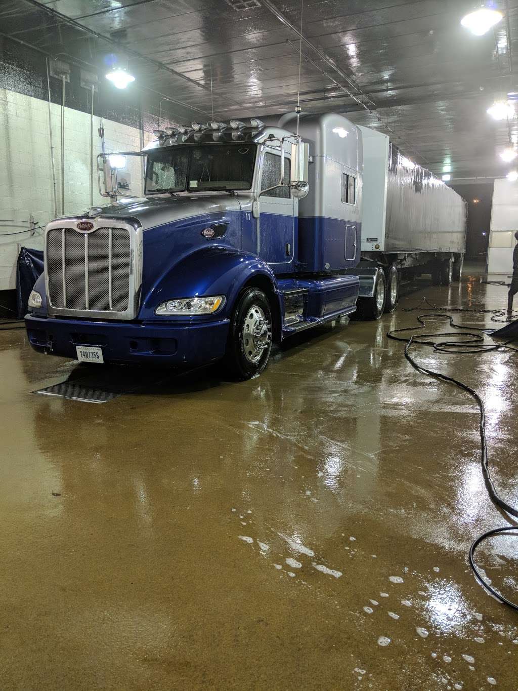 Blue Beacon Truck Wash of Lake Station North, IN | 1241 Ripley St, I-80/I-90, Lake Station, IN 46405, USA | Phone: (219) 962-8360