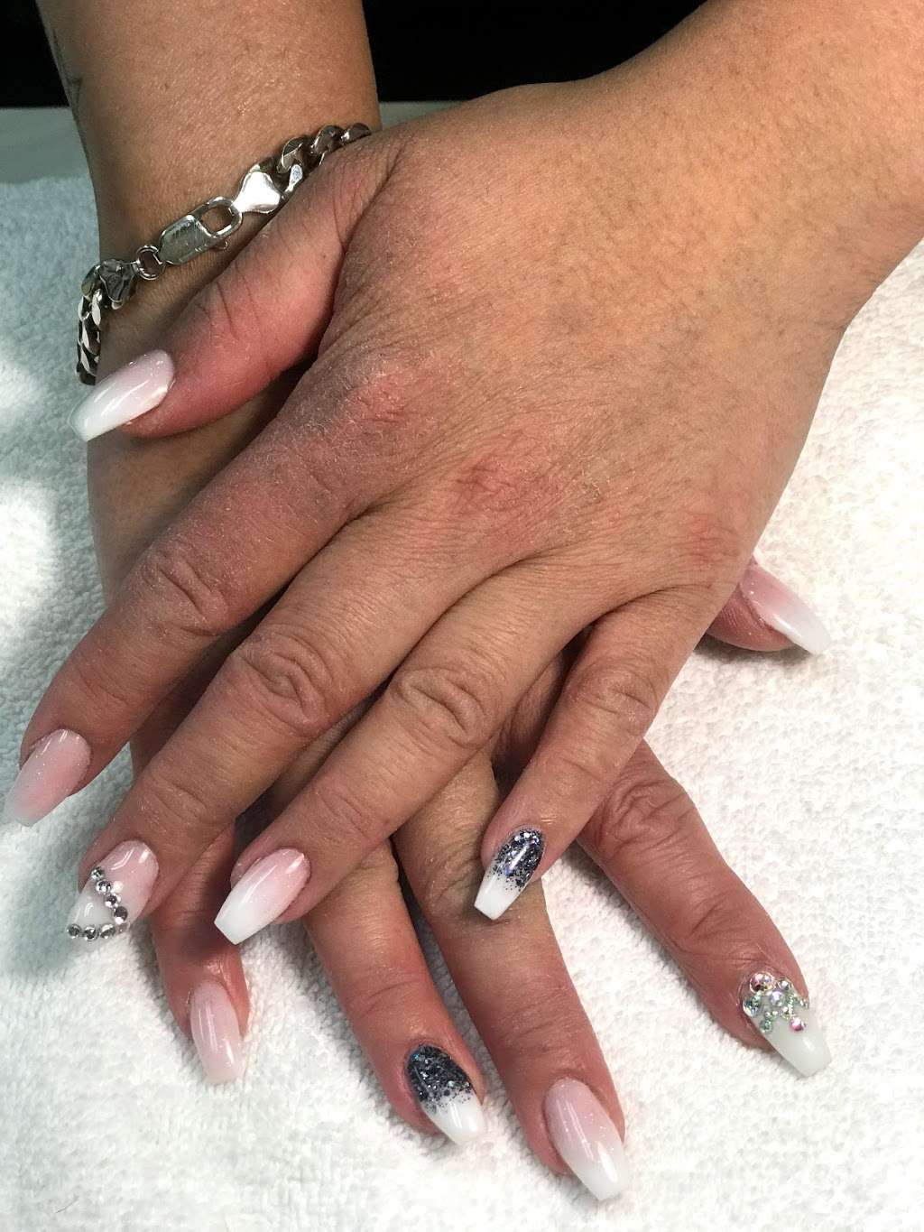 Top Nails | 4550 S Maryland Pkwy #22, Las Vegas, NV 89119, USA | Phone: (702) 739-3002