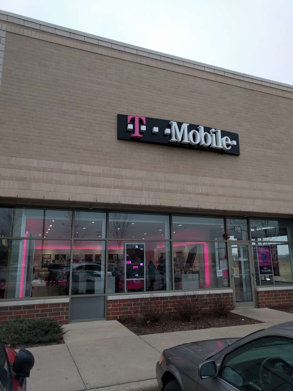 T-Mobile | 356 S Weber Rd, Romeoville, IL 60446, USA | Phone: (815) 254-0145