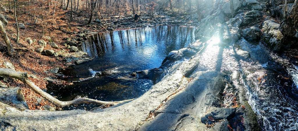 Buttermilk Falls | Mendham, NJ 07945, USA