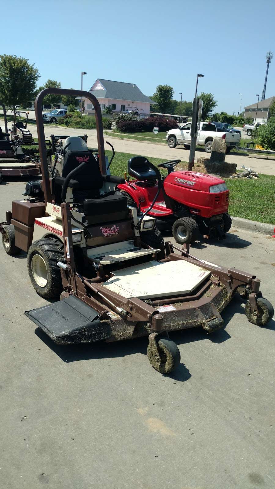 Kearney Lawn & Outdoor Equipment | 615 N Country Ave, Kearney, MO 64060, USA | Phone: (816) 903-5296