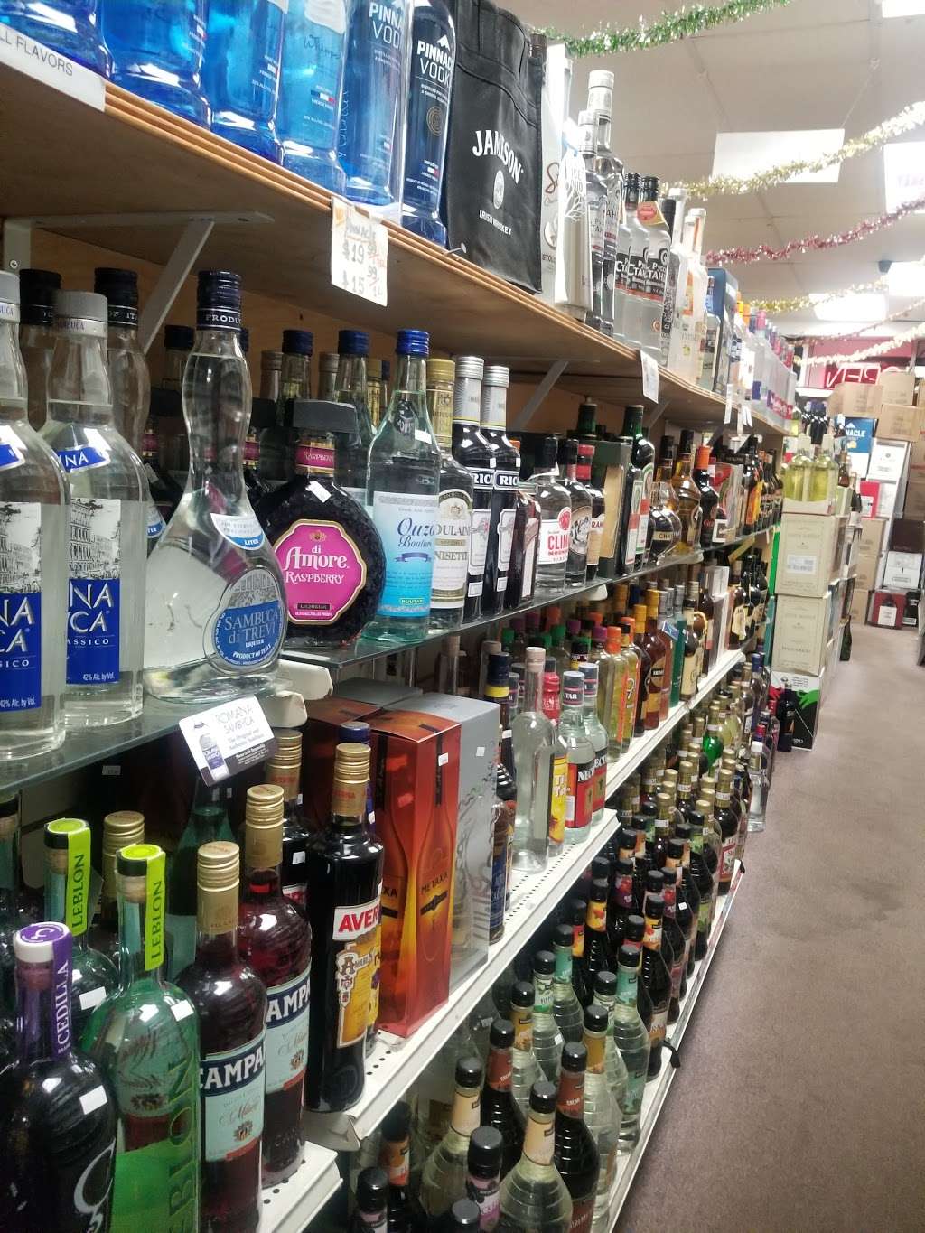 Jerusalem Plaza Liquor | 438 Jerusalem Ave, Hicksville, NY 11801 | Phone: (516) 681-5190