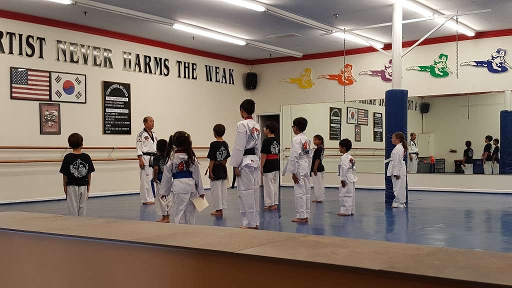 Young Yee Martial Arts | 22543 Hawthorne Blvd, Torrance, CA 90505, USA | Phone: (310) 373-9007