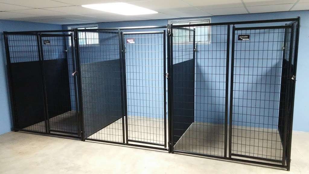 Top Notch Kennels, Inc. | 2175 Collins Rd, Oswego, IL 60543, USA | Phone: (630) 554-9001