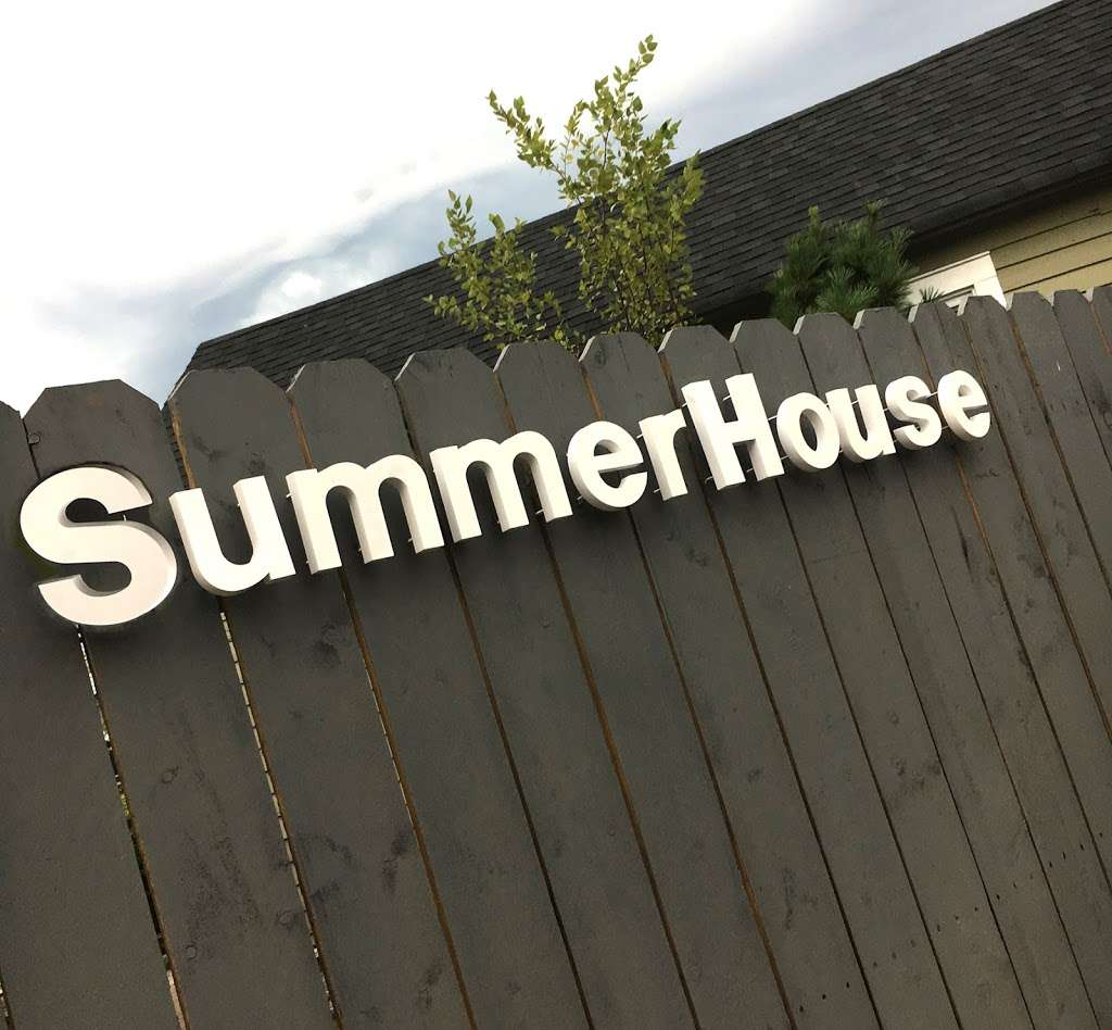 SummerHouse | 30 Jackson St, Highlands, NJ 07732, USA | Phone: (732) 245-7523