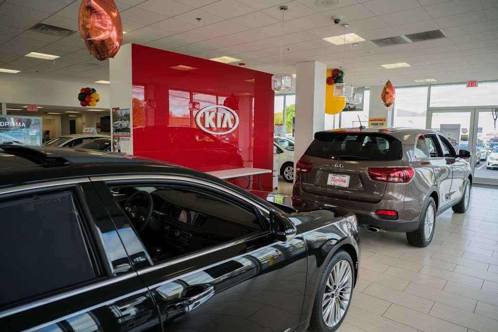 Napleton River Oaks Kia | 1951 River Oaks Dr, Calumet City, IL 60409, USA | Phone: (708) 888-1069