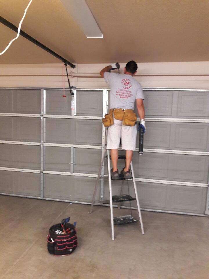 Glendale Garage Doors Pros | 5266 W Kaler Cir, Glendale, AZ 85301 | Phone: (623) 398-3541