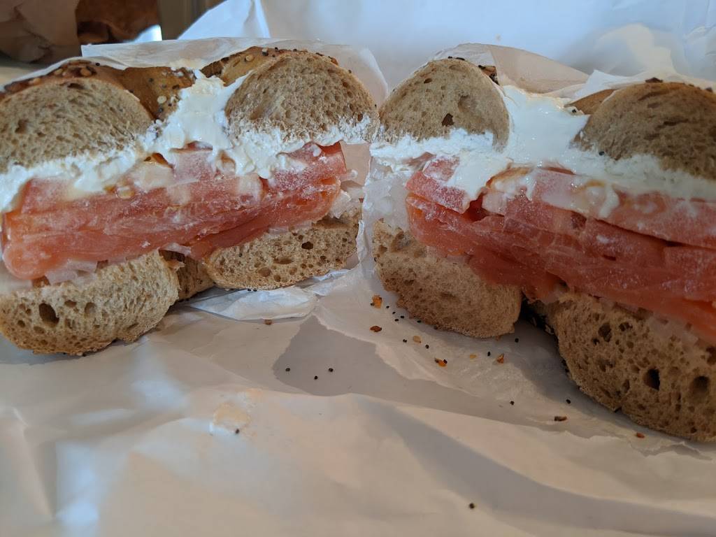 Goldbergs Bagels & Deli | 459 NJ-17 #6, Hasbrouck Heights, NJ 07604, USA | Phone: (201) 288-2131