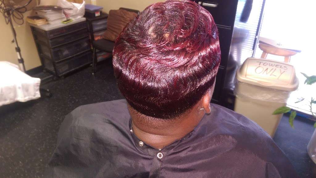 Hair Theater By Semaj | 10920 Will Clayton Pkwy, Humble, TX 77396 | Phone: (832) 276-1218