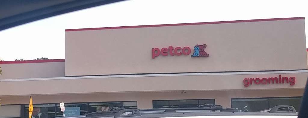 Petco Animal Supplies | 650 Main Ave, Norwalk, CT 06851, USA | Phone: (203) 846-6926