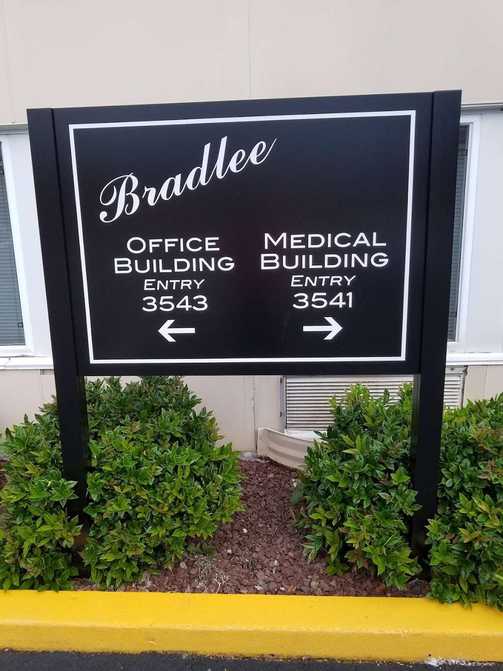 Bradlee Family Center | 3541 W Braddock Rd, Alexandria, VA 22302, USA | Phone: (703) 379-6020