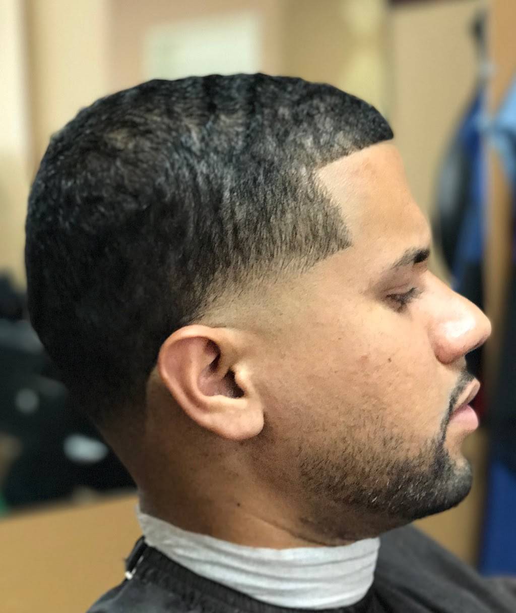 Dominican Barber, Latin MP The Barber (appointments only) | 1958 Blanding Blvd, Jacksonville, FL 32210, USA | Phone: (904) 534-1833