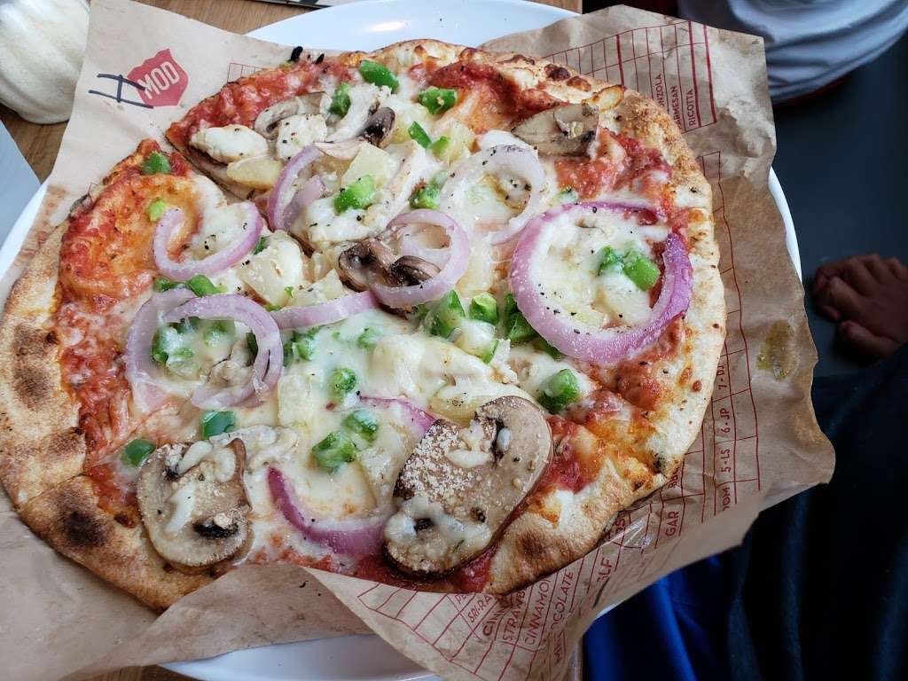 MOD Pizza | 3478 Discovery Creek #100, Spring, TX 77386, USA | Phone: (281) 502-2506