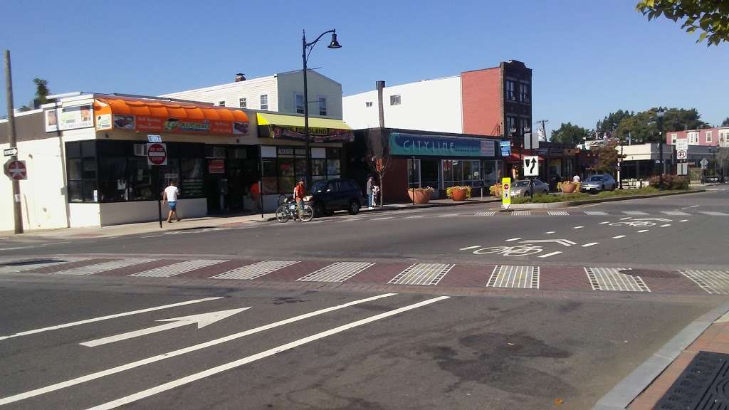 City Line Laundromat | 110 Broadway, Somerville, MA 02145