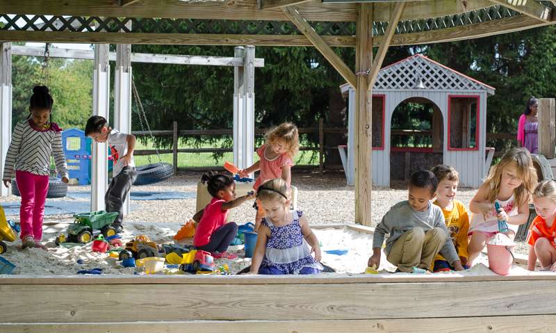 Village Montessori School | 4359, 20301 Fulks Farm Rd, Montgomery Village, MD 20886 | Phone: (301) 977-5766