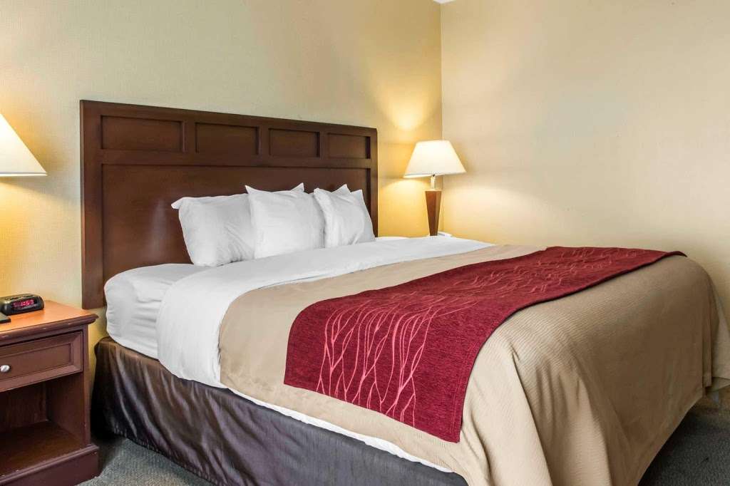 Comfort Inn Mifflinville - Bloomsburg | 488 W 3rd St, Mifflinville, PA 18631, USA | Phone: (570) 284-3369