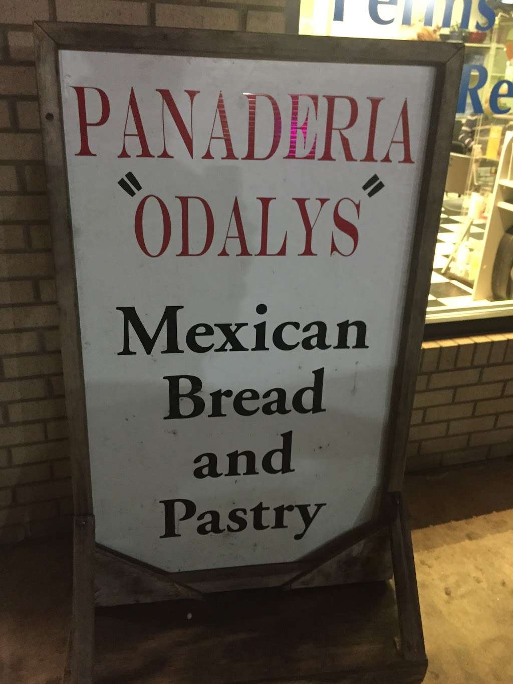 Panaderia Odalys | 580 W 24th St, Newton, NC 28658 | Phone: (828) 695-1177