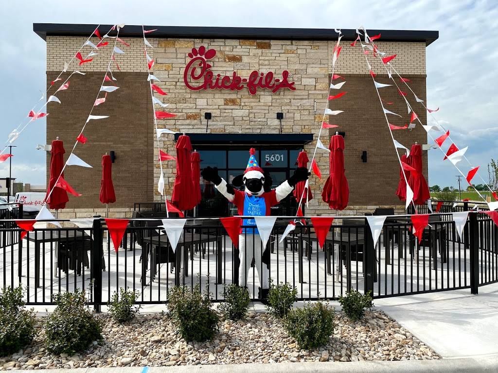 Chick-fil-A | 5601 McPherson Blvd, Fort Worth, TX 76123, USA | Phone: (817) 297-4664