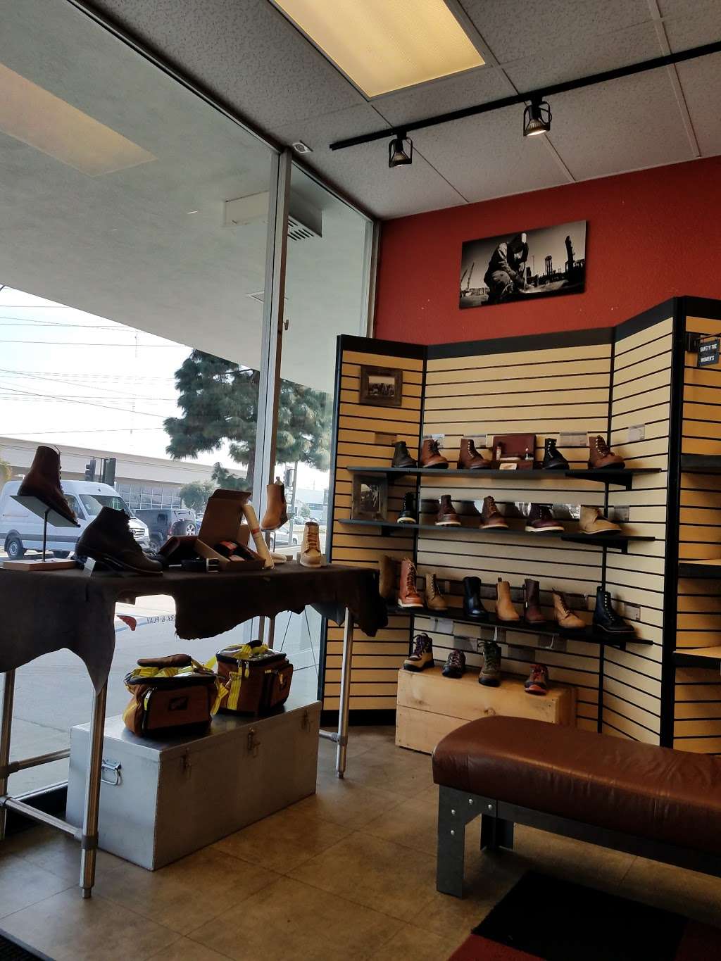 Red Wing | 18533 Hawthorne Blvd, Redondo Beach, CA 90278, USA | Phone: (310) 371-5068