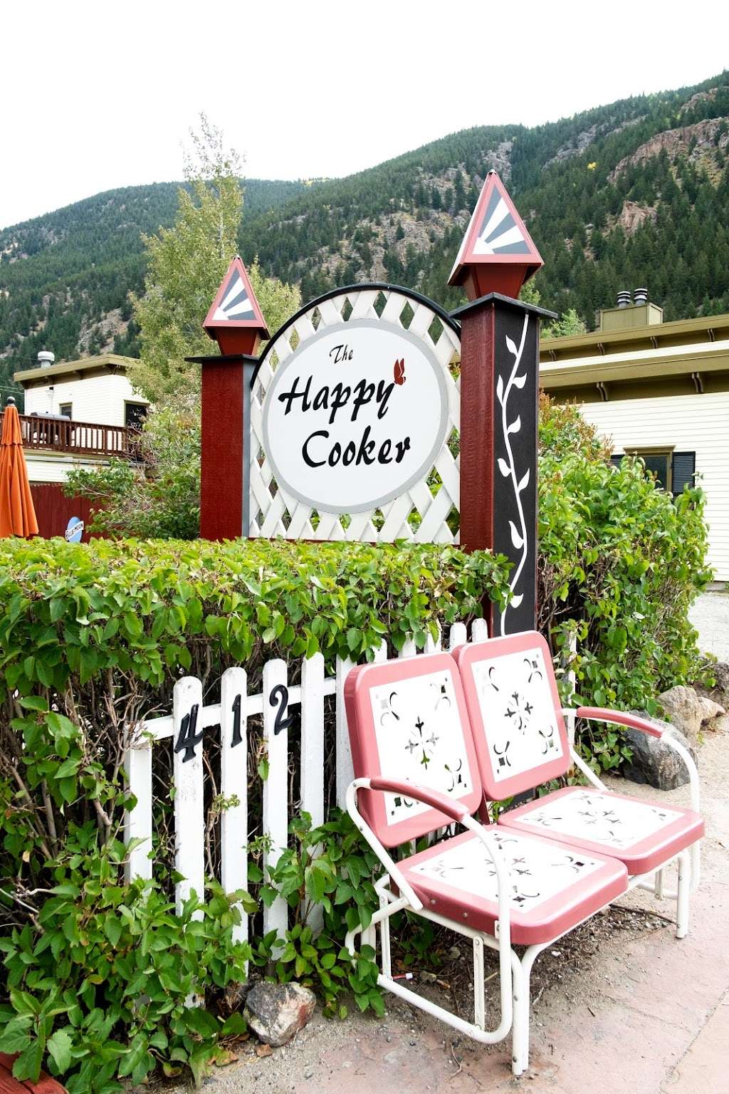 Happy Cooker Restaurant | 412 Sixth St, Georgetown, CO 80444, USA | Phone: (303) 569-3166