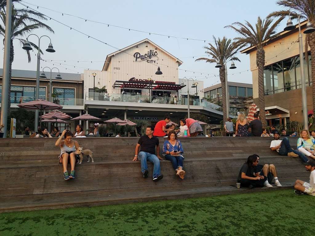 Huntington City Beach | Huntington Beach, CA 92648, USA