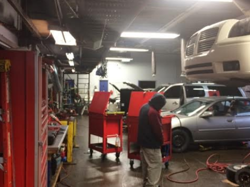 Reveles Auto Service | 3421 English Ave, Indianapolis, IN 46201, USA | Phone: (317) 366-3333